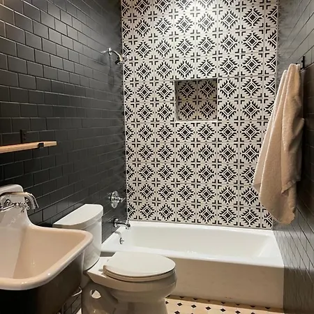 215 Washington 4* Santa Fe