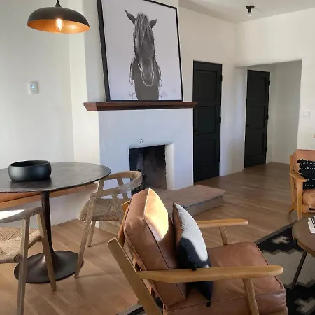 215 Washington Santa Fe